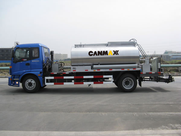 Semi-Automatic Asphalt Distributor