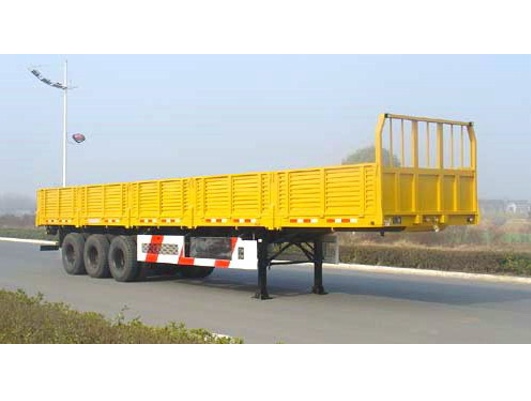 1-3 Tri-axle Fence semi-trailer.jpg